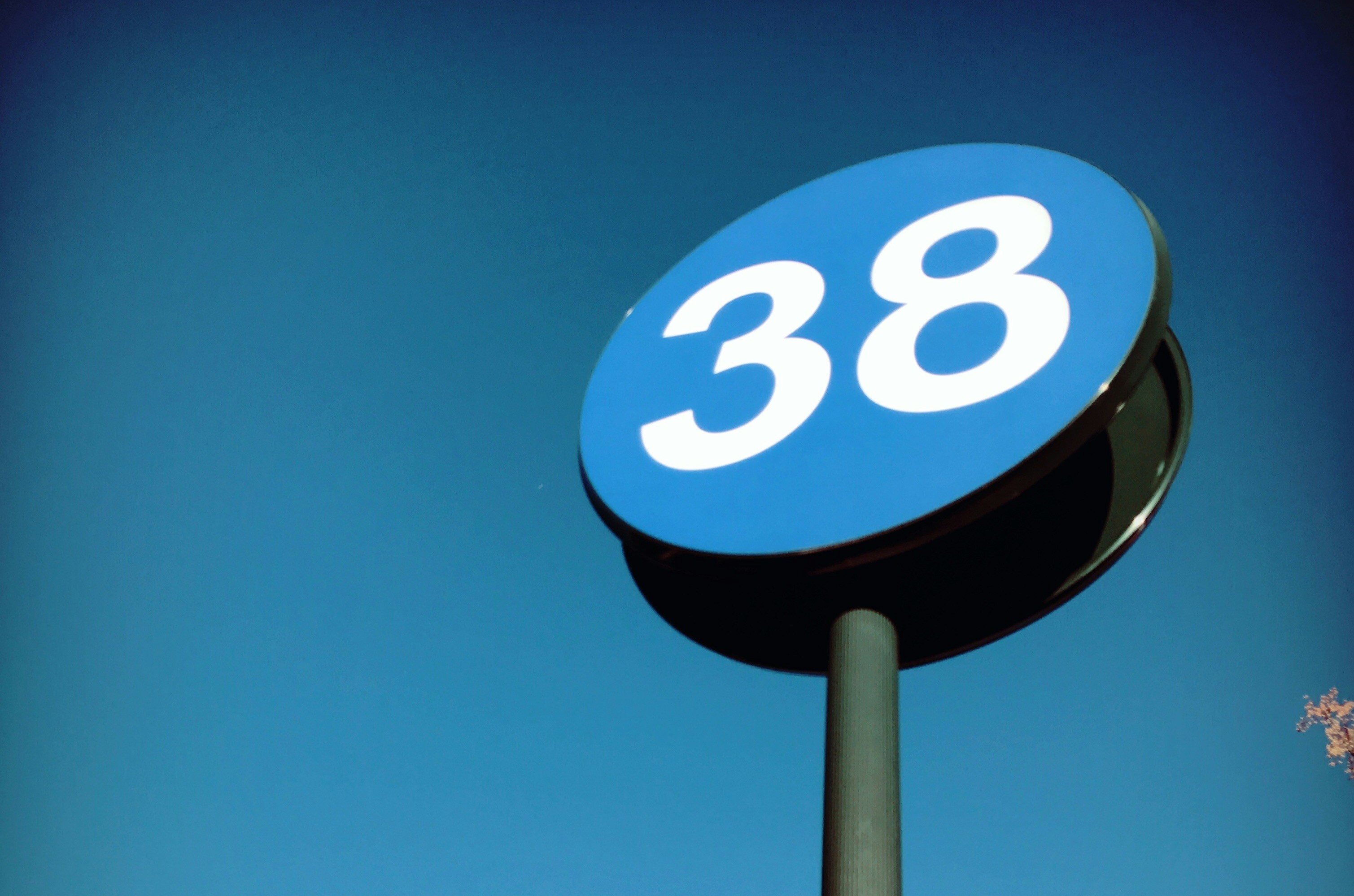 Число 38: значение в нумерологии