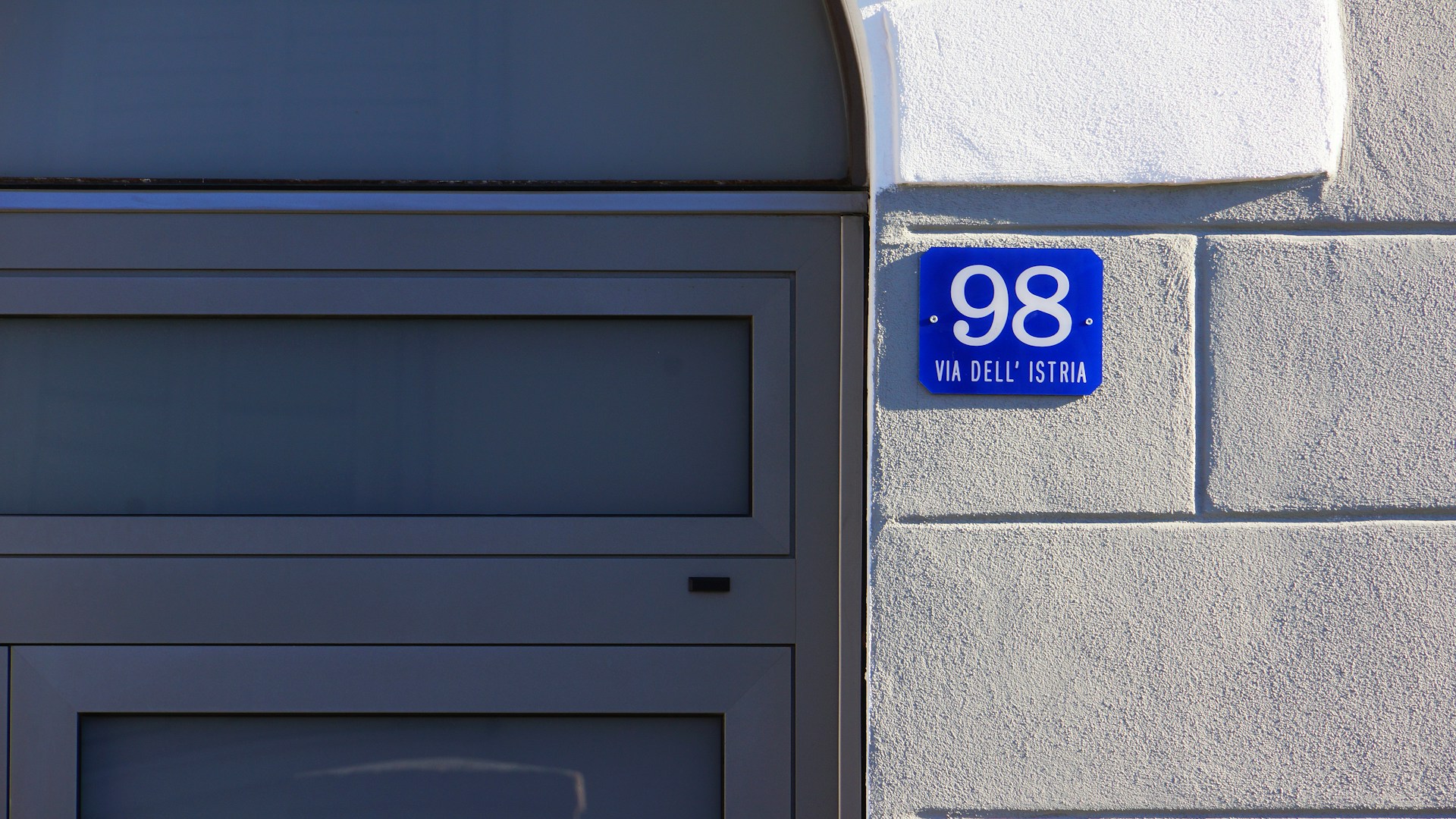 98 номер квартиры значение