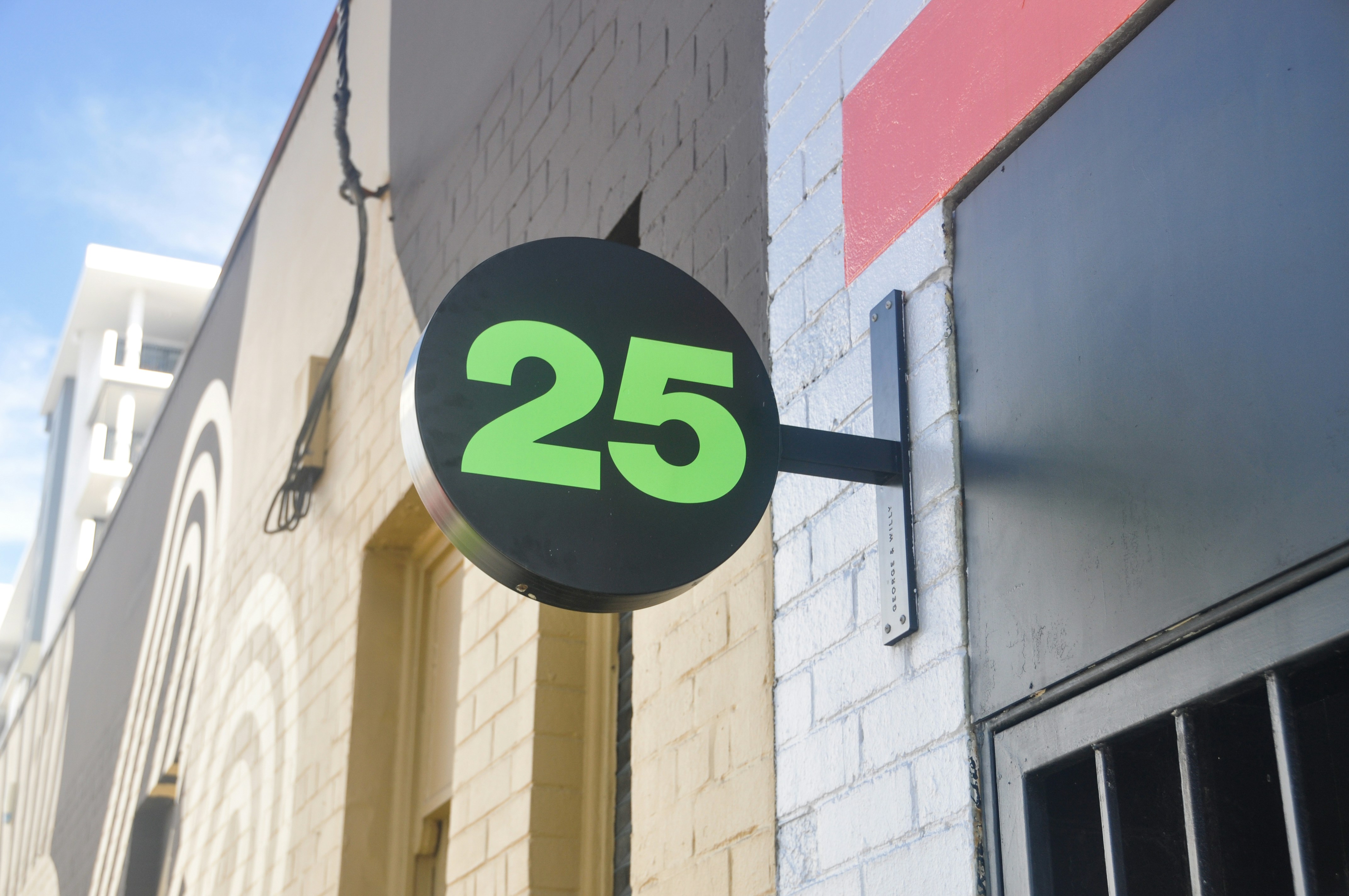 Число 25 значение в нумерологии: маркентиг и адаптация